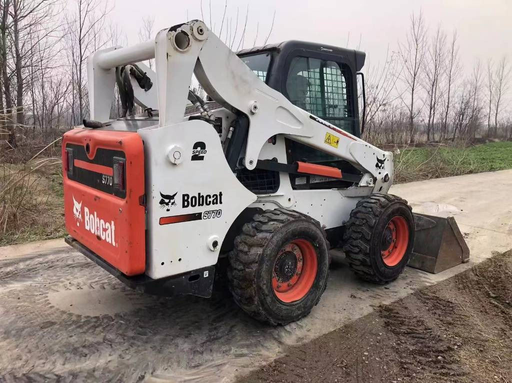 Bobcat S 770 - Mini chargeuse: photos 1 Bobcat S 770 - Mini chargeuse: photos 1