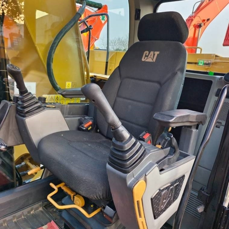 CAT 320 GC - Pelle sur chenille: photos 2 CAT 320 GC - Pelle sur chenille: photos 2