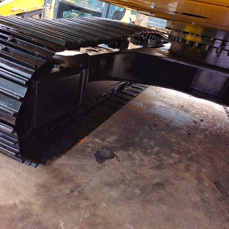 CAT 320D2 - Pelle sur chenille: photos 4 CAT 320D2 - Pelle sur chenille: photos 4