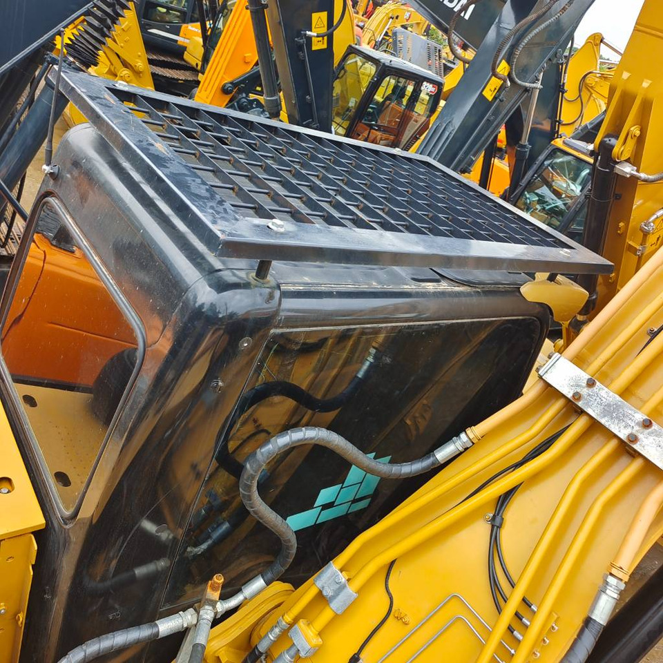 Pelle sur chenille CAT 320D2: photos 13