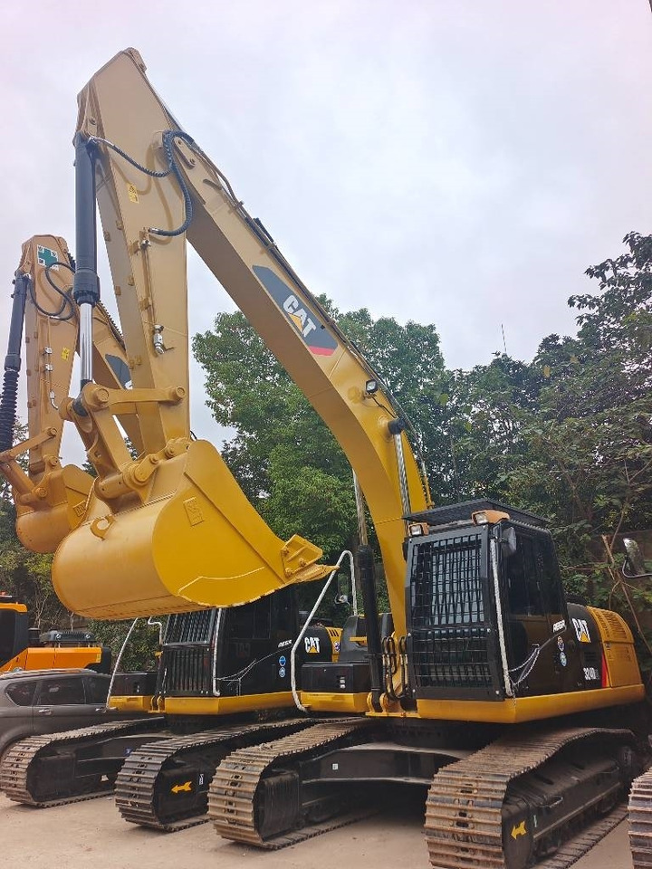 CAT 324 D - Pelle sur chenille: photos 4 CAT 324 D - Pelle sur chenille: photos 4