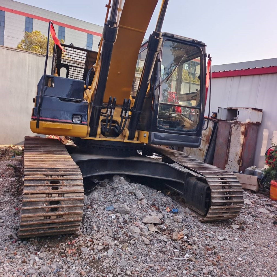 CAT 325 D - Pelle sur chenille: photos 3 CAT 325 D - Pelle sur chenille: photos 3