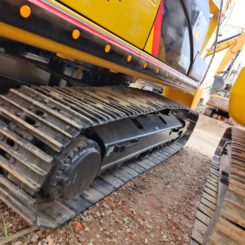 CAT 329 D - Pelle sur chenille: photos 4 CAT 329 D - Pelle sur chenille: photos 4