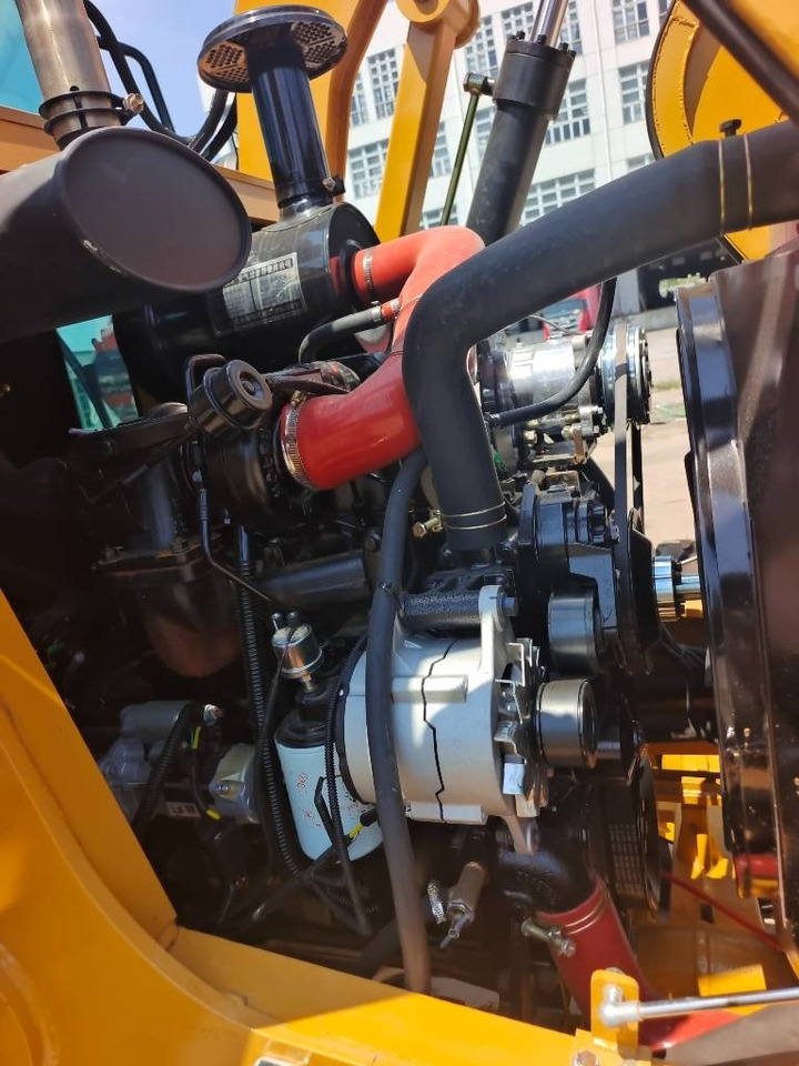 Tractopelle neuf CAT 420F Brand new machine: photos 16 Tractopelle neuf CAT 420F Brand new machine: photos 16