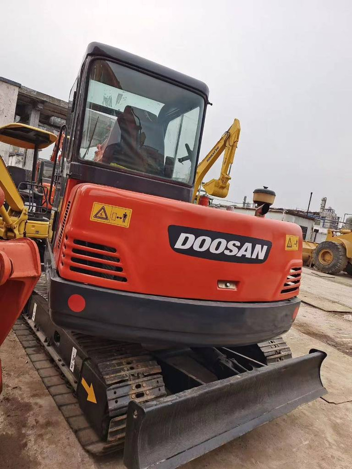 Doosan DH 60-7 - Mini pelle: photos 3 Doosan DH 60-7 - Mini pelle: photos 3