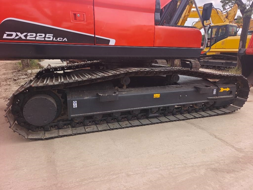 Doosan DX 225 - Pelle sur chenille: photos 3 Doosan DX 225 - Pelle sur chenille: photos 3