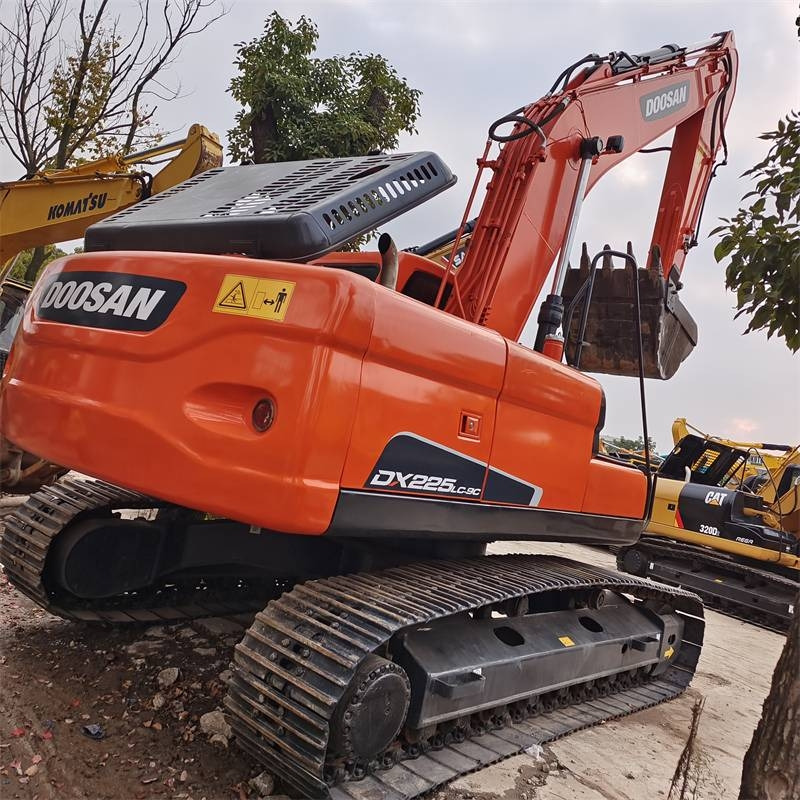 Doosan DX 225 LC-9C - Pelle sur chenille: photos 1 Doosan DX 225 LC-9C - Pelle sur chenille: photos 1