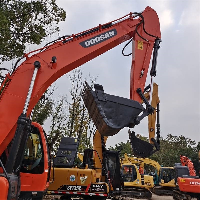 Doosan DX 225 LC-9C - Pelle sur chenille: photos 4 Doosan DX 225 LC-9C - Pelle sur chenille: photos 4