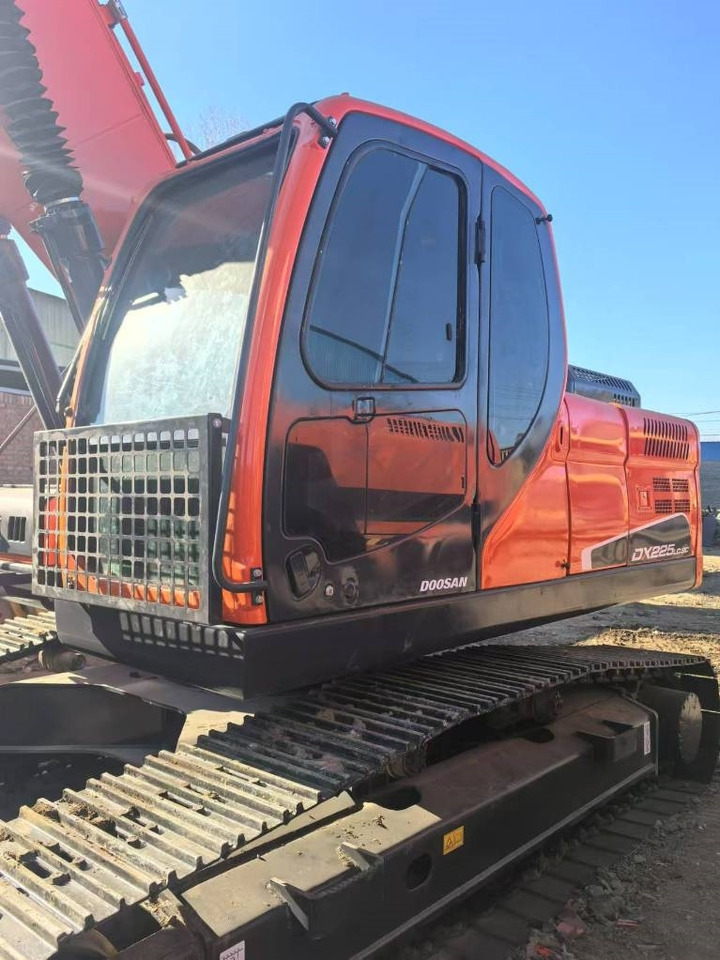 Doosan DX 225 LC-9C - Pelle sur chenille: photos 4 Doosan DX 225 LC-9C - Pelle sur chenille: photos 4