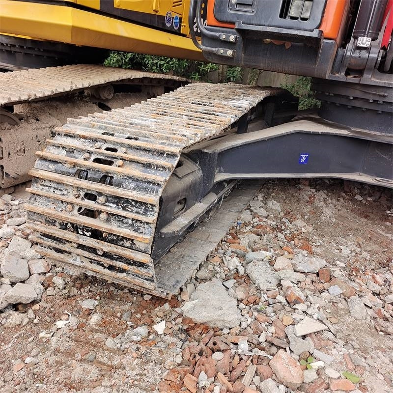 Doosan DX 225 LC - Pelle sur chenille: photos 3 Doosan DX 225 LC - Pelle sur chenille: photos 3