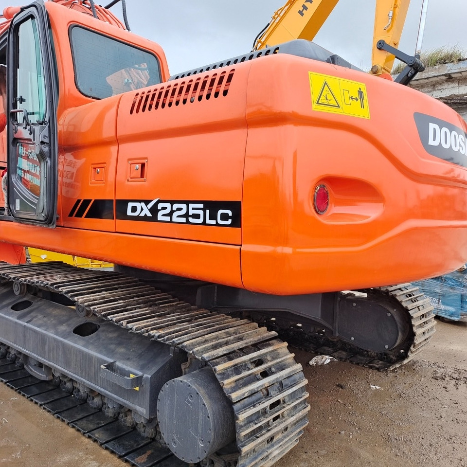 Doosan DX 225LC-9C - Pelle sur chenille: photos 2 Doosan DX 225LC-9C - Pelle sur chenille: photos 2