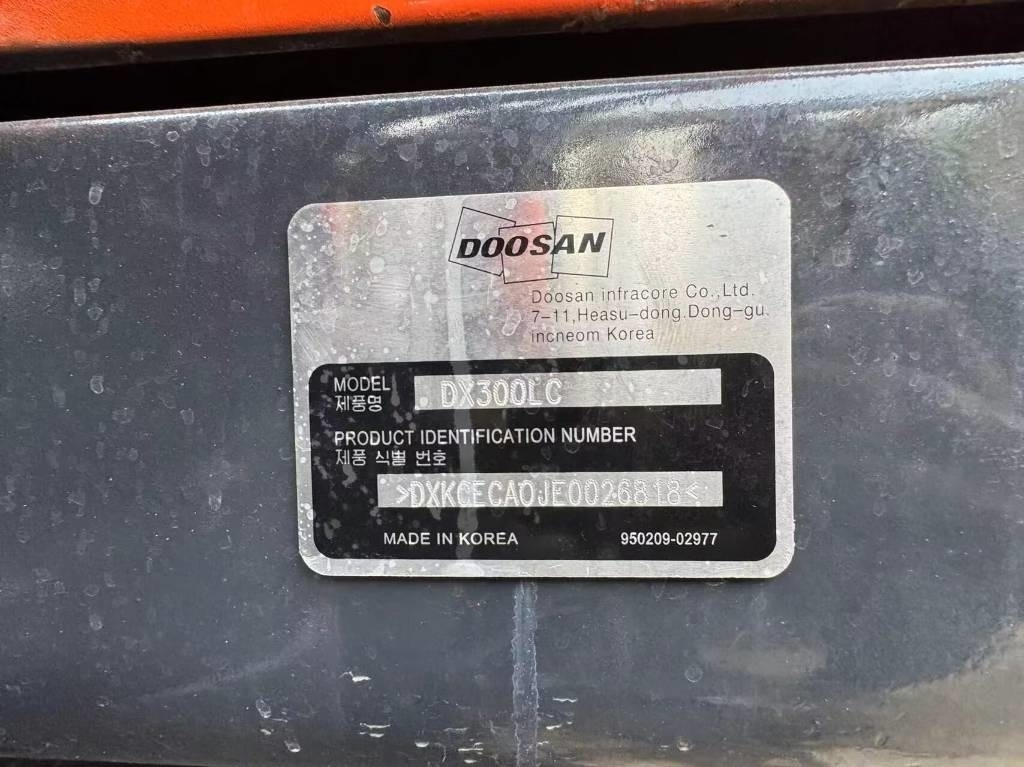 Doosan DX 300 - Pelle sur chenille: photos 5 Doosan DX 300 - Pelle sur chenille: photos 5
