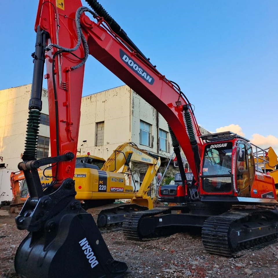 Doosan DX 300 LCA - Pelle sur chenille: photos 2 Doosan DX 300 LCA - Pelle sur chenille: photos 2