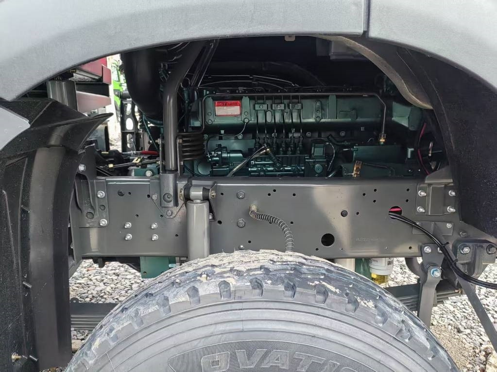 Howo 371 8x4 - Remorque benne: photos 5 Howo 371 8x4 - Remorque benne: photos 5