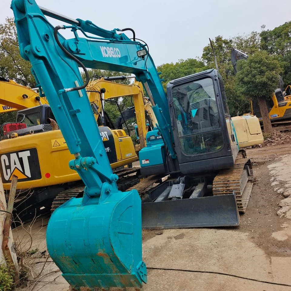 Kobelco SK 75 CSR - Pelle sur chenille: photos 2 Kobelco SK 75 CSR - Pelle sur chenille: photos 2