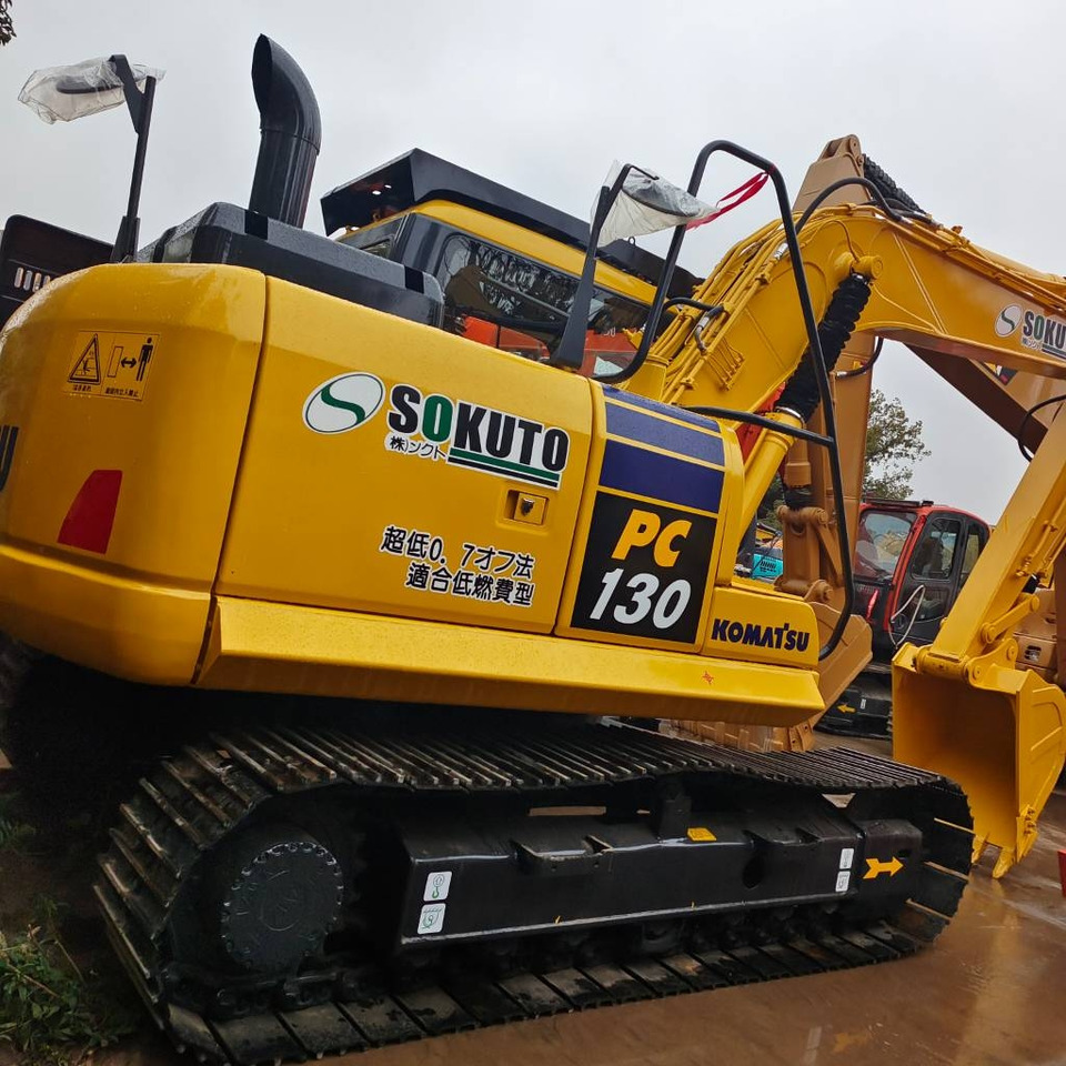 Komatsu PC 130 - Pelle sur chenille: photos 1 Komatsu PC 130 - Pelle sur chenille: photos 1