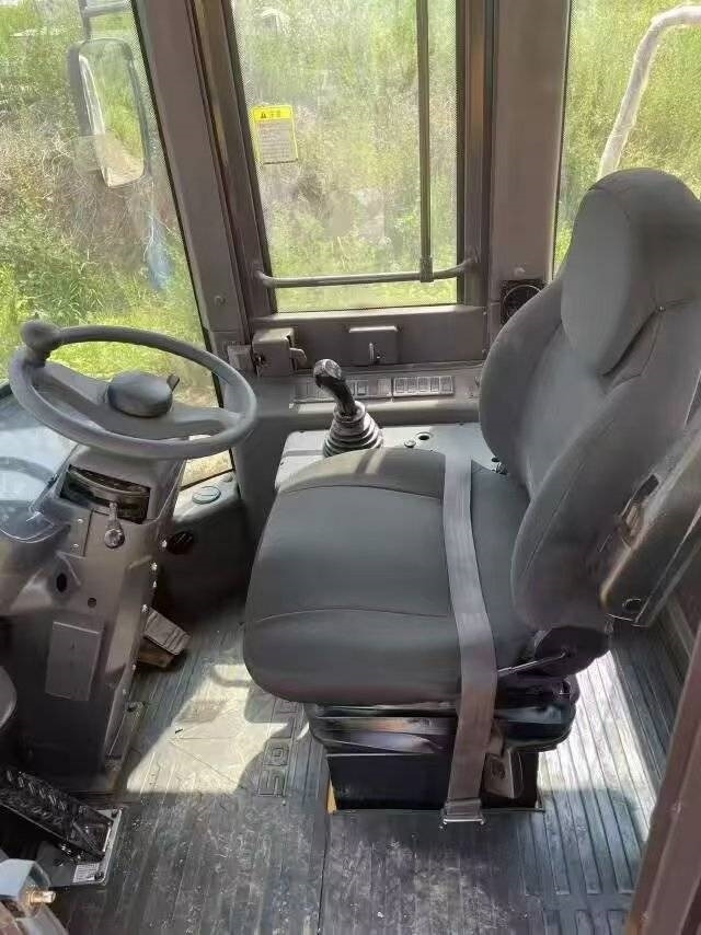 SDLG LG 956 L - Chargeuse sur pneus: photos 4 SDLG LG 956 L - Chargeuse sur pneus: photos 4