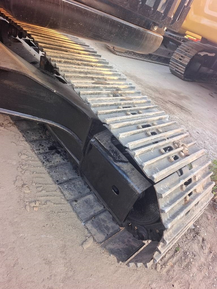 Sany SY 215 H - Pelle sur chenille: photos 4 Sany SY 215 H - Pelle sur chenille: photos 4