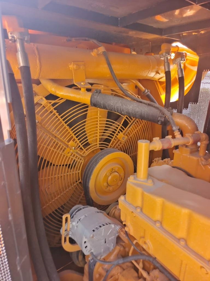 Shantui SD 32 - Bulldozer: photos 5 Shantui SD 32 - Bulldozer: photos 5