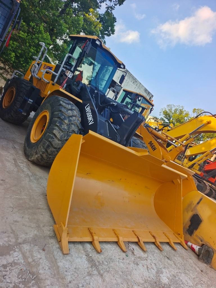 XCMG LW 500 KV - Chargeuse sur pneus: photos 4 XCMG LW 500 KV - Chargeuse sur pneus: photos 4