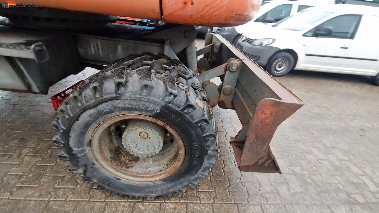 Pelle sur pneus Atlas 1604K Verstellausleger: photos 15