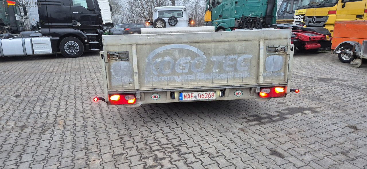 BAOS Plateauanhänger Anhänger Tandem, Baumaschinen und Fahrzeuge - Remorque plateau: photos 4 BAOS Plateauanhänger Anhänger Tandem, Baumaschinen und Fahrzeuge - Remorque plateau: photos 4