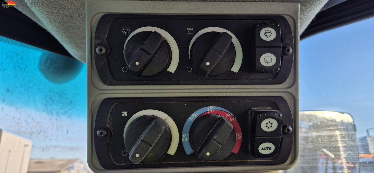 CAT 966 MXE | CAT Payload System | Klimaanlage | Rückfahrkamera | Schaufel - Chargeuse sur pneus: photos 2 CAT 966 MXE | CAT Payload System | Klimaanlage | Rückfahrkamera | Schaufel - Chargeuse sur pneus: photos 2