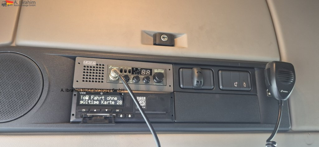 Daf XF 450 FAR 6x2, Liftachse Schiebeplane, Edscha - Camion à rideaux coulissants: photos 5 Daf XF 450 FAR 6x2, Liftachse Schiebeplane, Edscha - Camion à rideaux coulissants: photos 5