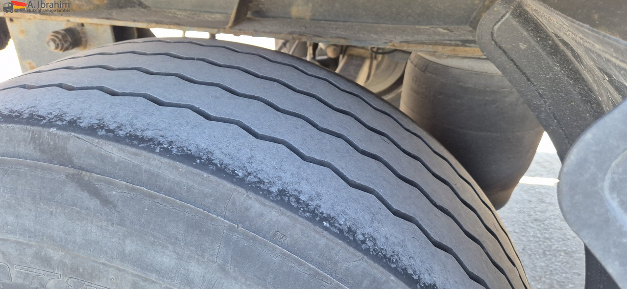 Krone AZP Schiebeplane, Edscha - Remorque rideaux coulissants: photos 3 Krone AZP Schiebeplane, Edscha - Remorque rideaux coulissants: photos 3