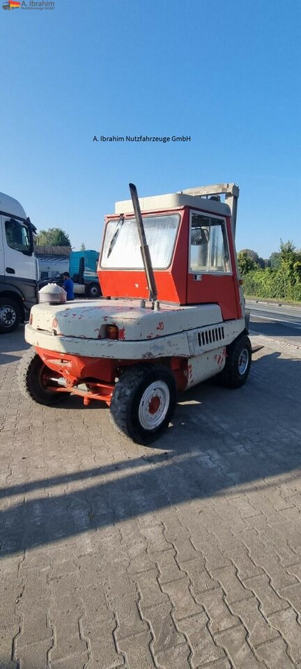 Chariot élévateur diesel Linde H 70, 7 t Stapler gut: photos 6