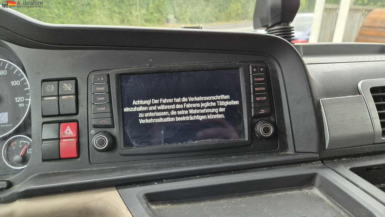 MAN 8.250 7,30 m Koffer, Navi, Topzustand - Fourgon grand volume: photos 2 MAN 8.250 7,30 m Koffer, Navi, Topzustand - Fourgon grand volume: photos 2