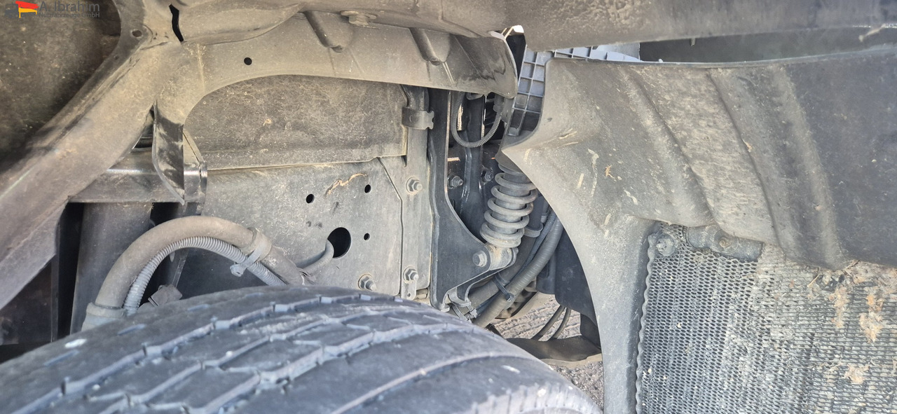 MAN TGL 8.160 4x2 Brotkoffer mit Kühlfach nicht fahrbereit ! nicht rollfähig - Utilitaire frigorifique: photos 5 MAN TGL 8.160 4x2 Brotkoffer mit Kühlfach nicht fahrbereit ! nicht rollfähig - Utilitaire frigorifique: photos 5