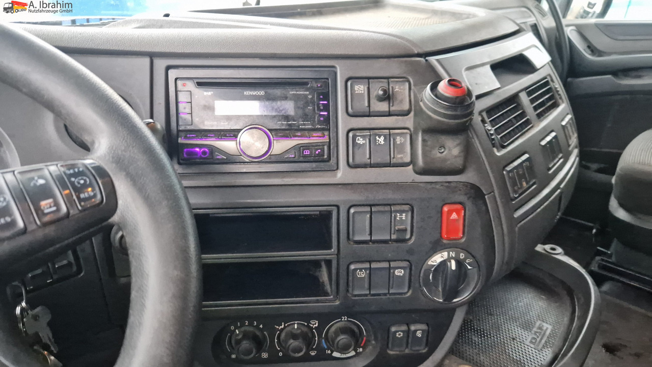 Daf XF460 FT PTU für Kompressor Kipphydraulik, Retarder, Standklima - Tracteur routier: photos 4 Daf XF460 FT PTU für Kompressor Kipphydraulik, Retarder, Standklima - Tracteur routier: photos 4