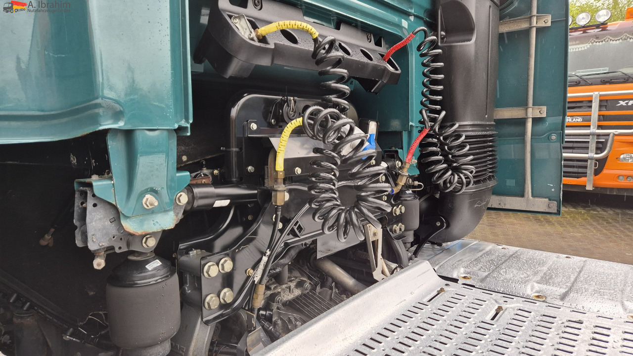 Daf XF460 FT Spoiler, Kipphydr., Retarder, Standklima deutsches Fahrzeug 1. Hand - Tracteur routier: photos 4 Daf XF460 FT Spoiler, Kipphydr., Retarder, Standklima deutsches Fahrzeug 1. Hand - Tracteur routier: photos 4