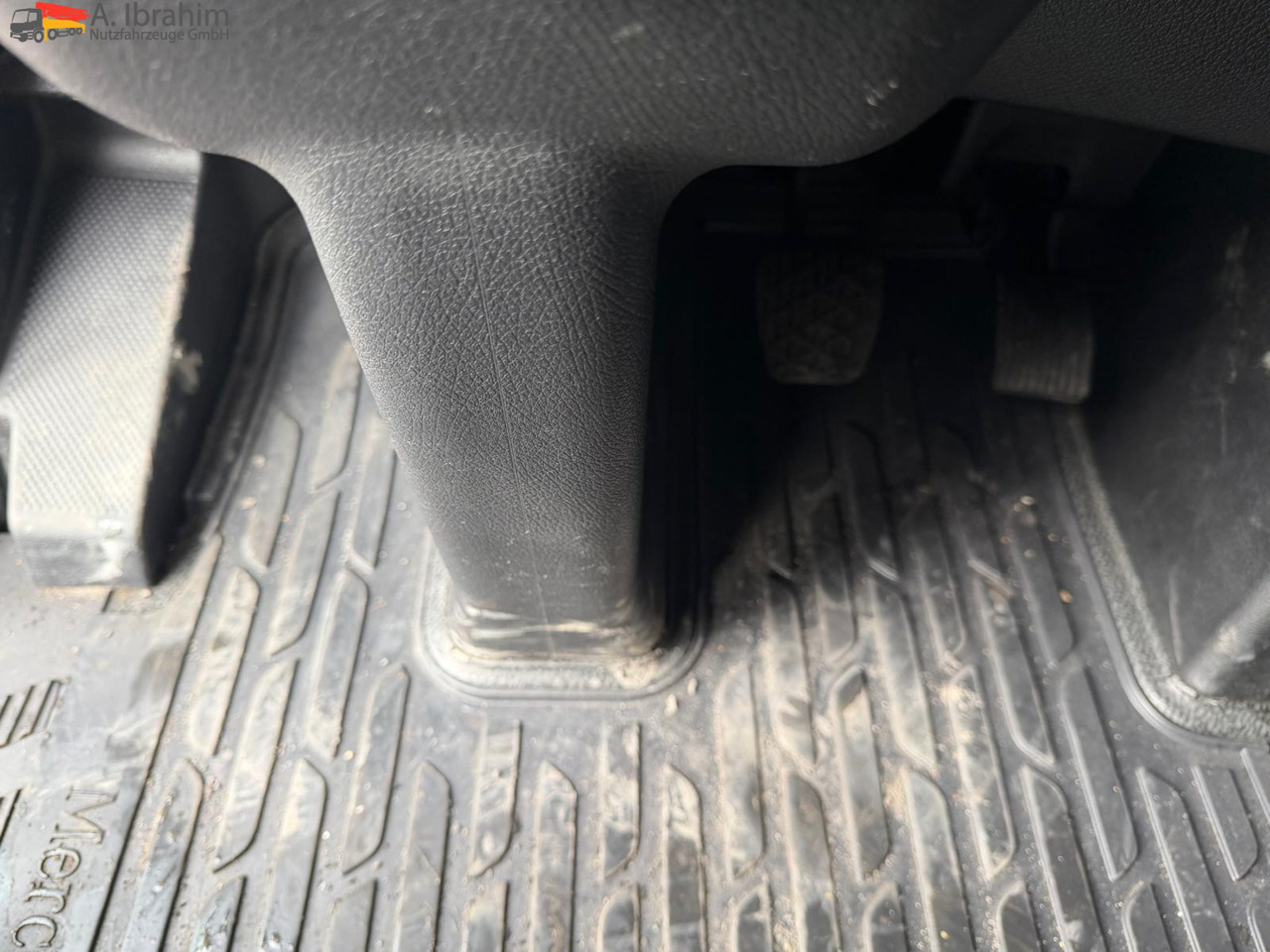 Mercedes-Benz 1842LS Retarder | 4x2 | Klima | Mega - Tracteur routier: photos 3 Mercedes-Benz 1842LS Retarder | 4x2 | Klima | Mega - Tracteur routier: photos 3