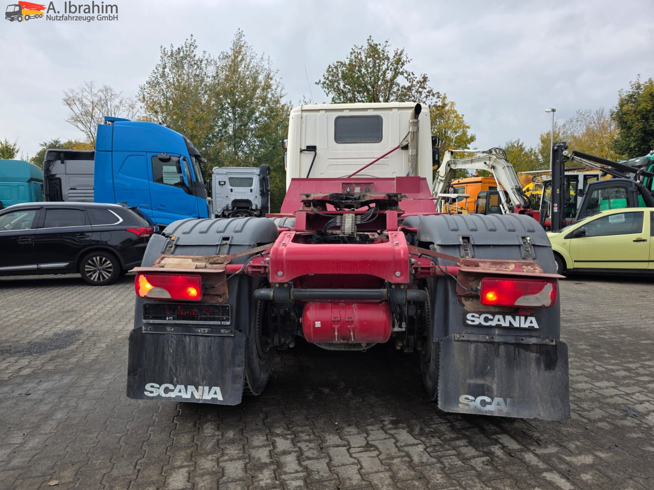 Scania R560 | 6x4 | V8 | Blatt Blatt | Schaltgetriebe | Kipphydraulik | Klima | Trommelbremse| 3 Pedals — crédit-bail Scania R560 | 6x4 | V8 | Blatt Blatt | Schaltgetriebe | Kipphydraulik | Klima | Trommelbremse| 3 Pedals: photos 11