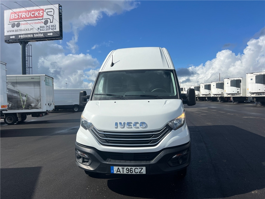 Iveco 35C16 - Fourgon utilitaire: photos 2 Iveco 35C16 - Fourgon utilitaire: photos 2