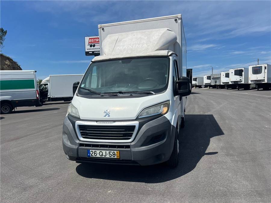 PEUGEOT BOXER - Fourgon grand volume: photos 2 PEUGEOT BOXER - Fourgon grand volume: photos 2