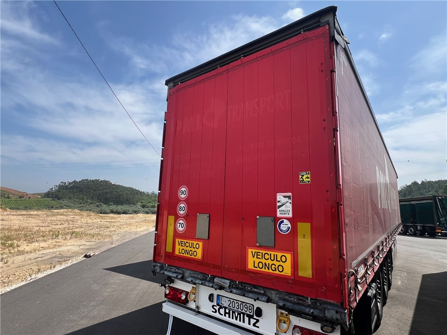 SCHMITZ CARGOBULL SCB-S3T TETO ELEVAR - Semi-remorque rideaux coulissants: photos 3 SCHMITZ CARGOBULL SCB-S3T TETO ELEVAR - Semi-remorque rideaux coulissants: photos 3