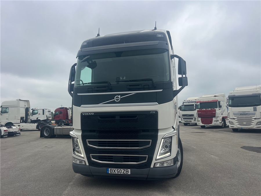 Volvo FH500 / RETARDER / BJ2021 - Tracteur routier: photos 2 Volvo FH500 / RETARDER / BJ2021 - Tracteur routier: photos 2