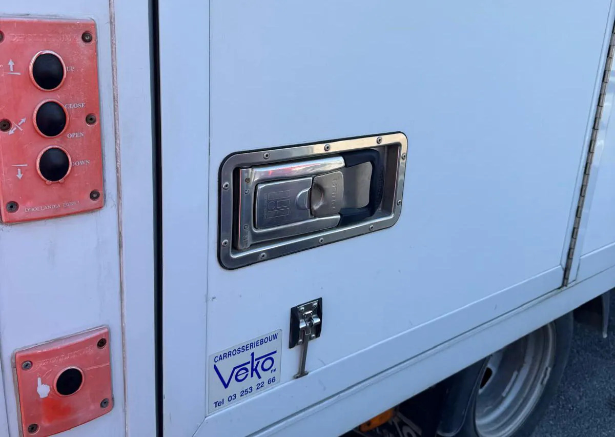 IVECO DAILY 35C14 - Fourgon grand volume: photos 3 IVECO DAILY 35C14 - Fourgon grand volume: photos 3