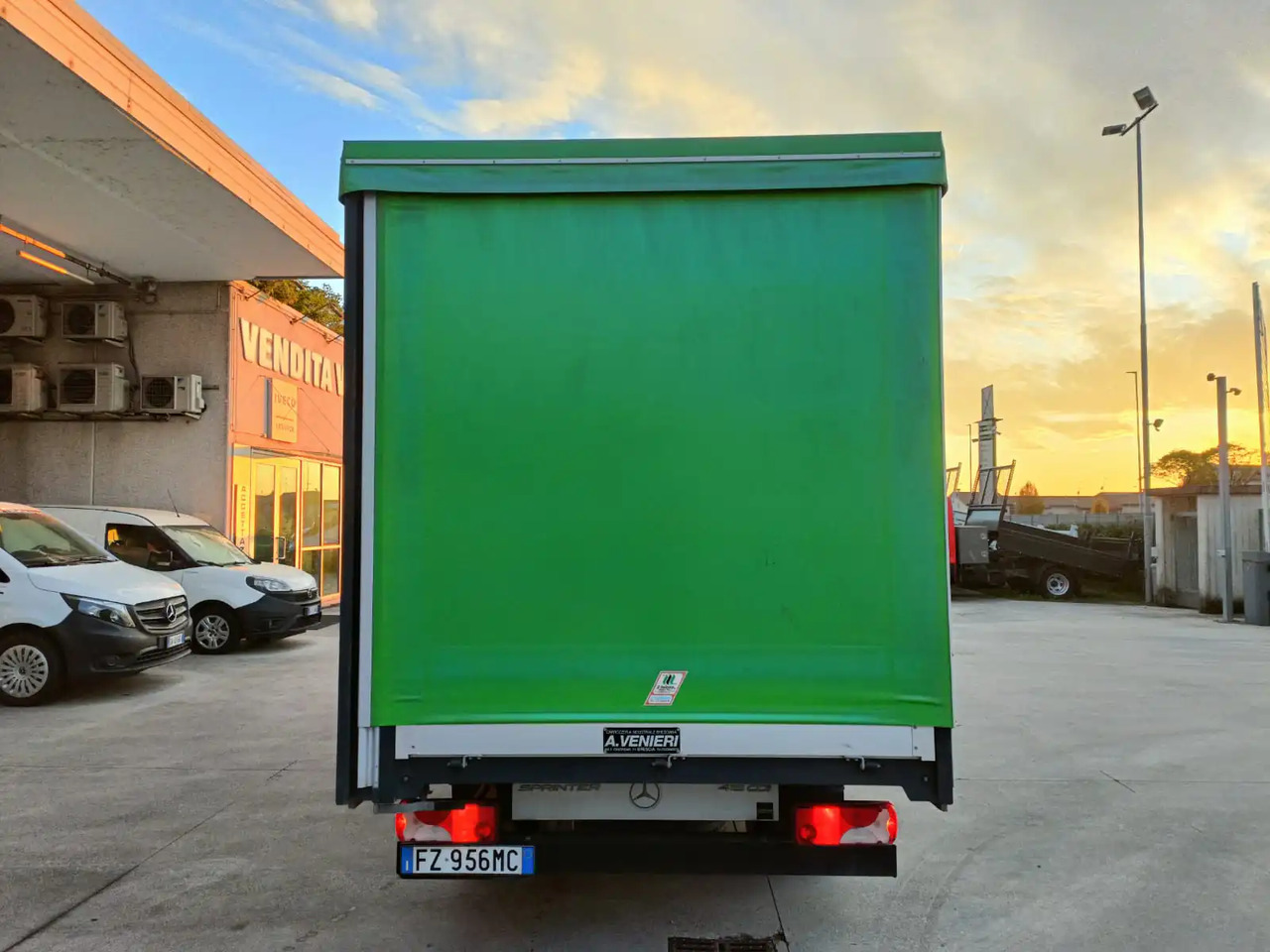 MERCEDES BENZ SPRINTER 416 160 CV - Utilitaire rideaux coulissants (PLSC): photos 3 MERCEDES BENZ SPRINTER 416 160 CV - Utilitaire rideaux coulissants (PLSC): photos 3