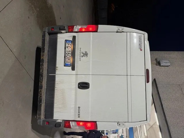 PEUGEOT BOXER FURGONE STANDARD - Fourgon utilitaire: photos 3 PEUGEOT BOXER FURGONE STANDARD - Fourgon utilitaire: photos 3