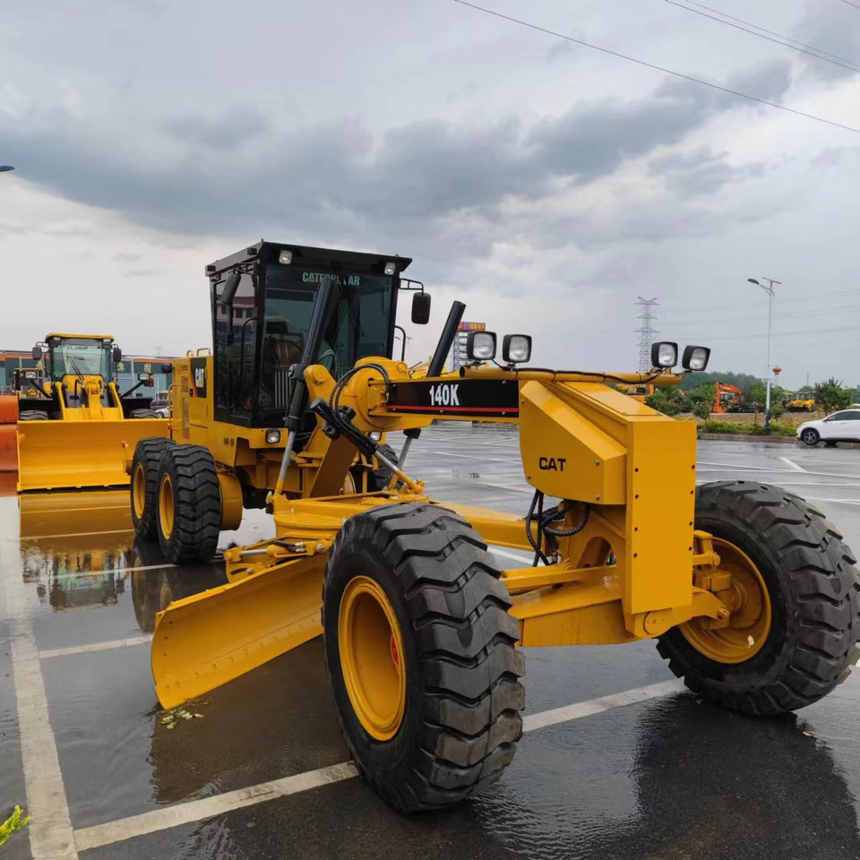 CATERPILLAR 140K - Niveleuse: photos 1 CATERPILLAR 140K - Niveleuse: photos 1