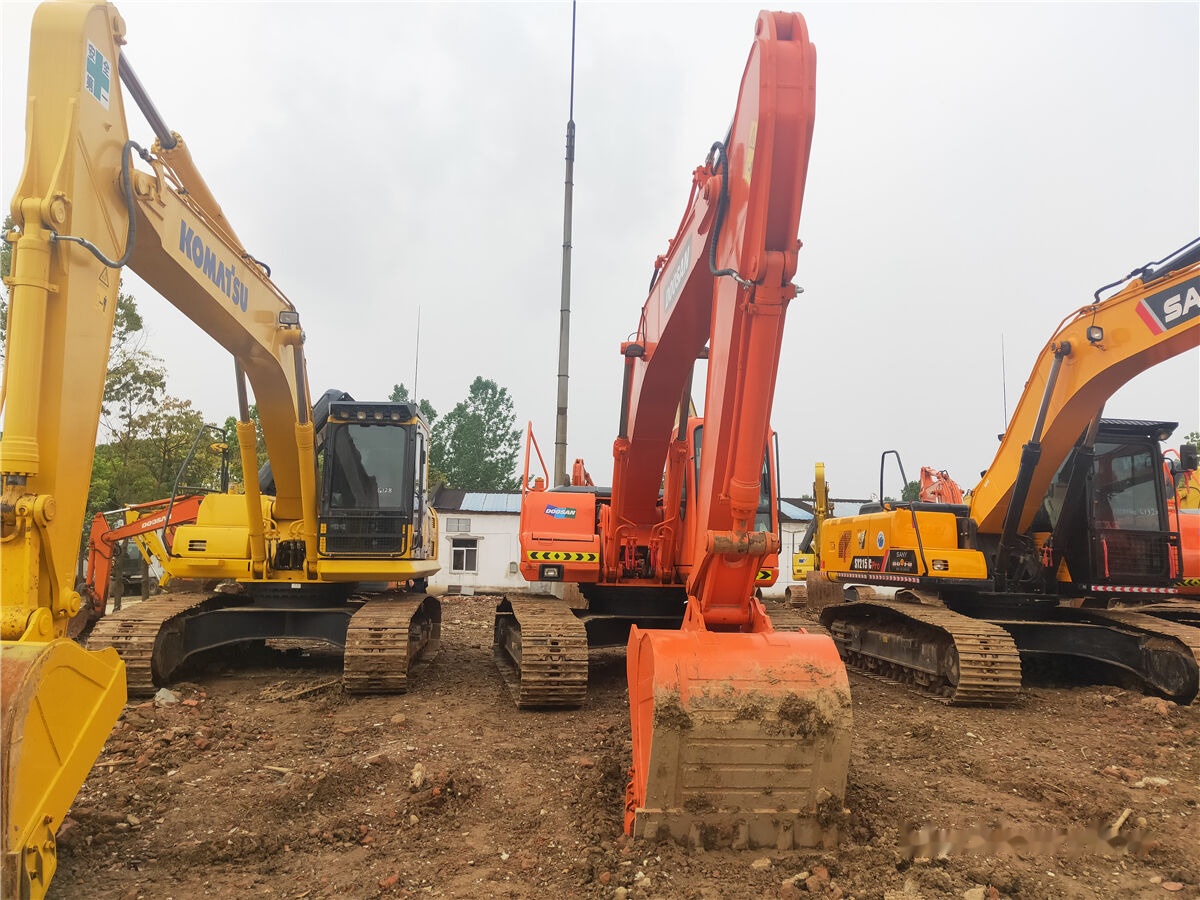 Pelle sur chenille Doosan DH220LC-7: photos 6