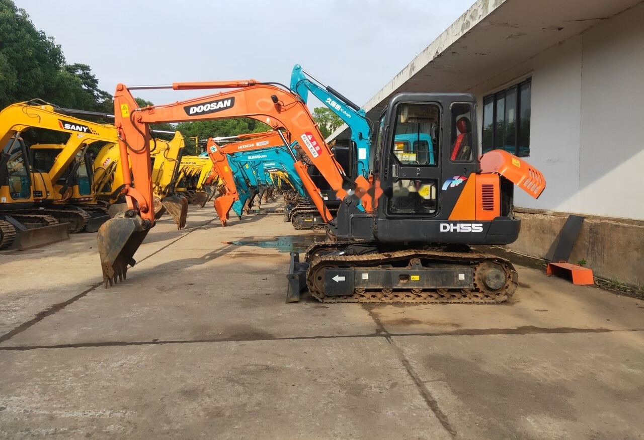 Doosan DH55 - Mini pelle: photos 3 Doosan DH55 - Mini pelle: photos 3