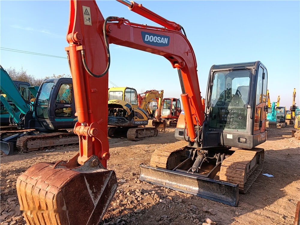 Doosan DH60-7 - Mini pelle: photos 5 Doosan DH60-7 - Mini pelle: photos 5