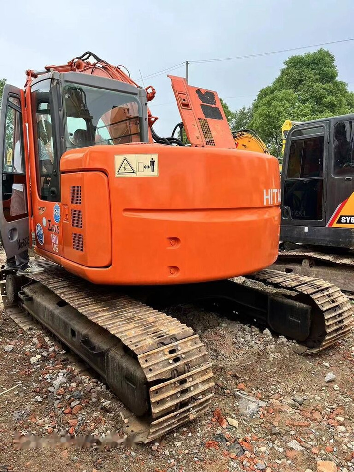 Hitachi ZX135 - Pelle sur chenille: photos 4 Hitachi ZX135 - Pelle sur chenille: photos 4