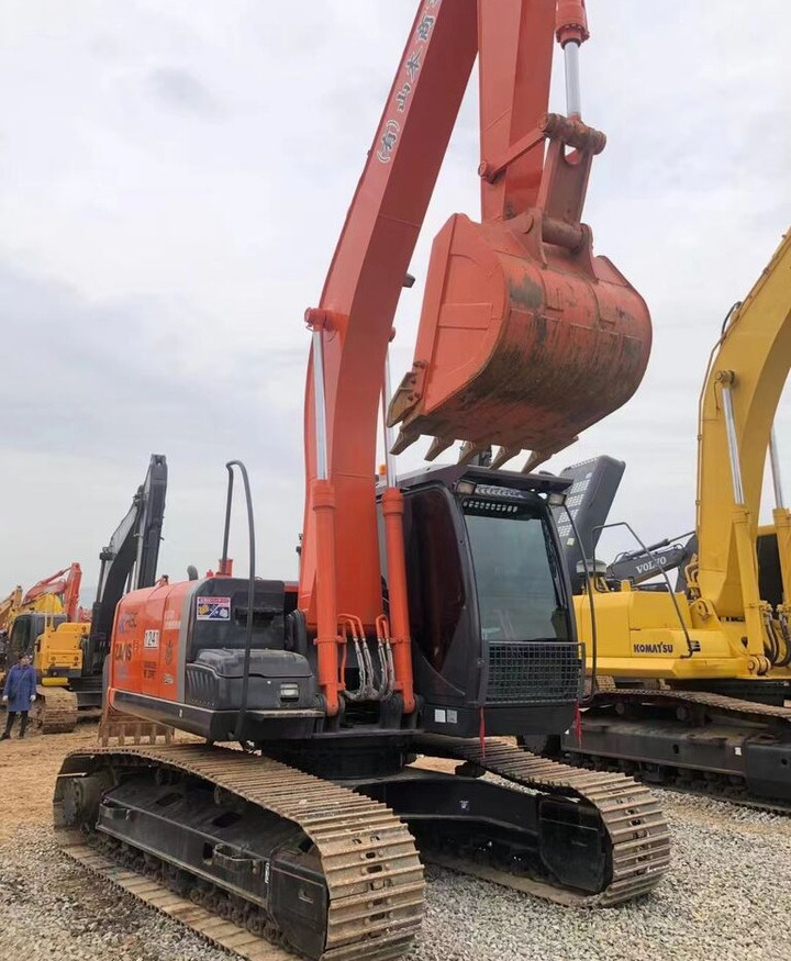 Hitachi ZX200-3 - Pelle sur chenille: photos 5 Hitachi ZX200-3 - Pelle sur chenille: photos 5