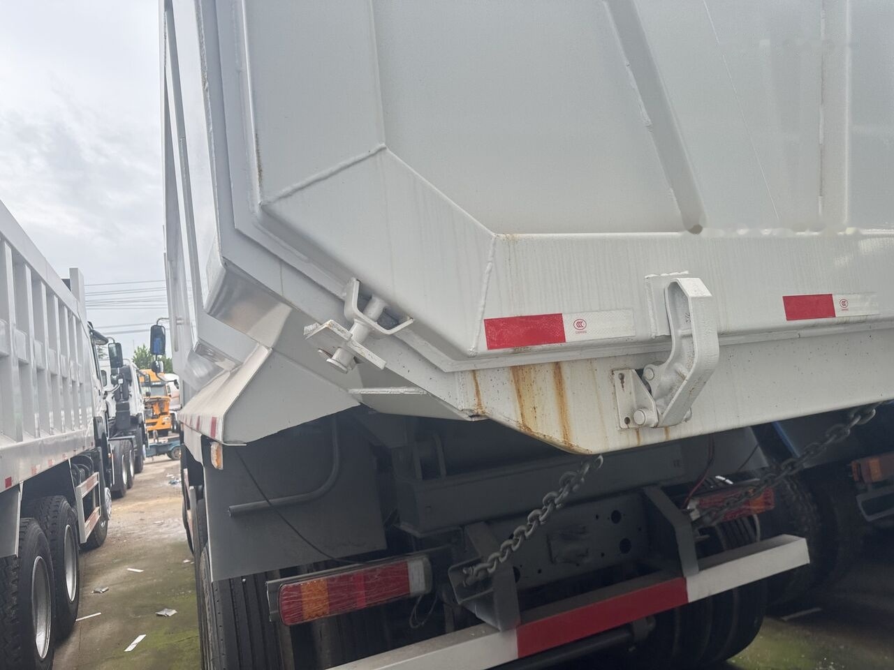 Howo - Camion benne: photos 3 Howo - Camion benne: photos 3